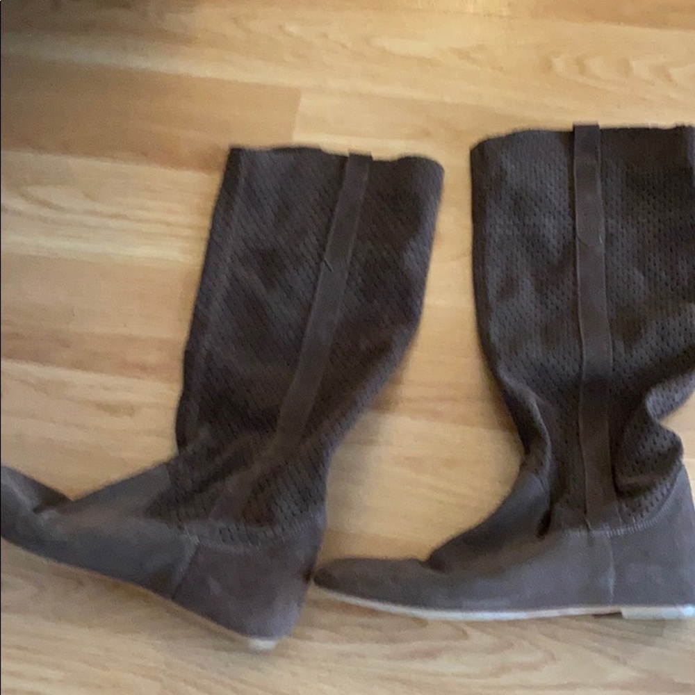 Perforated Italian made suede boots